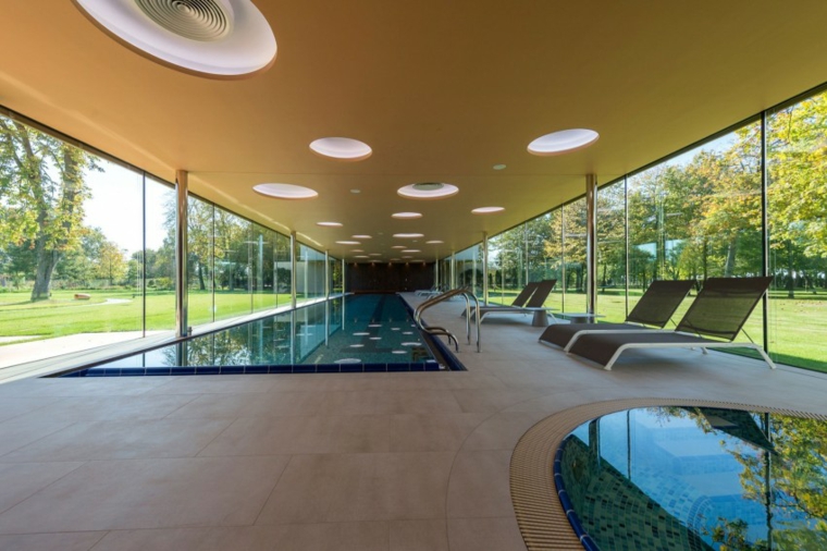 Construcción de piscinas dentro de la casa en 36 diseños Piscina dentro casa