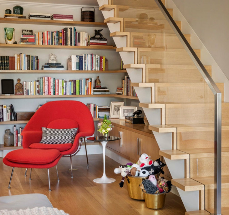Escaleras biblioteca, el diseño inteligente