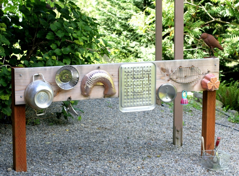 ideas para hacer juguetes de utensilios reciclados en el jardín ideas juguetes utensilios reciclados jardín