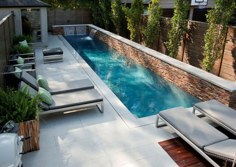 diseño de jardín trasero con piscina estrecha jardín trasero piscina estrecha