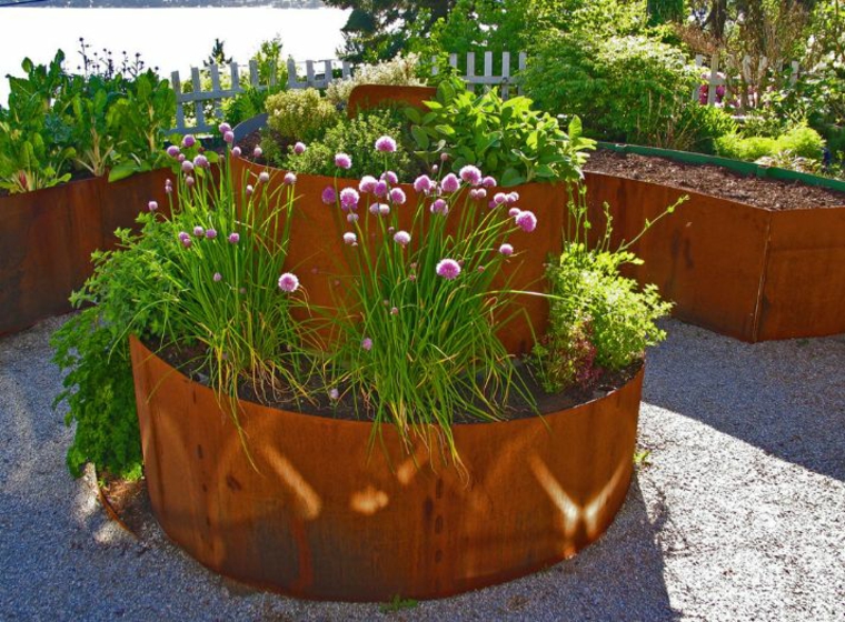 jardineras-macetas-opciones-interesantes-jardin-acero-corten