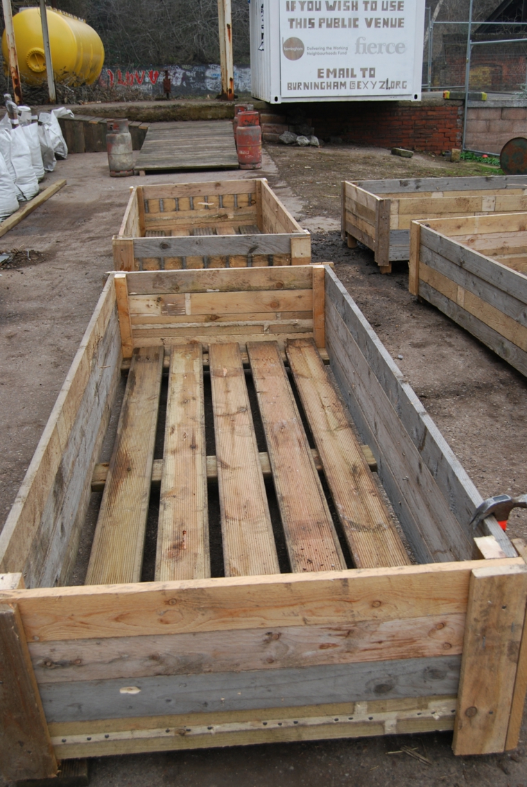 palets reciclados cama cultivo
