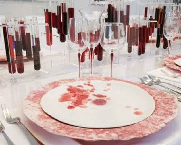 centros mesa tubos sangre platos