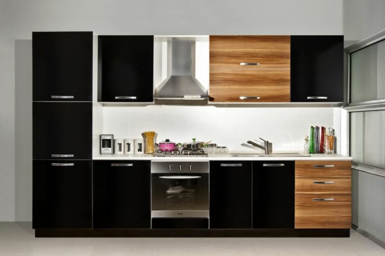 toques de madera en la cocina opciones cocinas espacios pequenos negro madera ideas