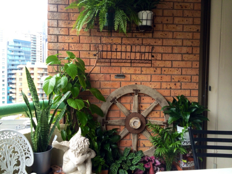 terrazas decoradas con plantas y estatuas terrazas decoradas con plantas estatuas