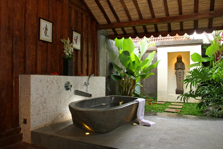 Cuarto de baño de madera y piedra - 42 diseños