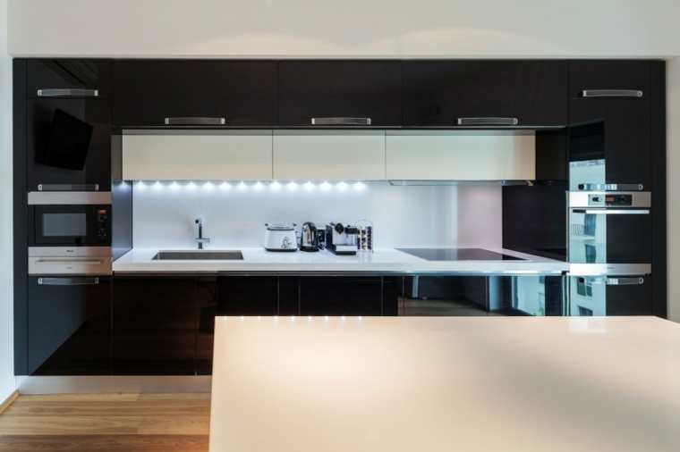 cocina disenada studio 1408 blanco negro ideas