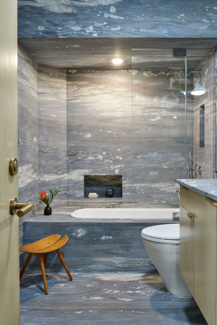Color gris baños con diseños acogedores y asombrosos