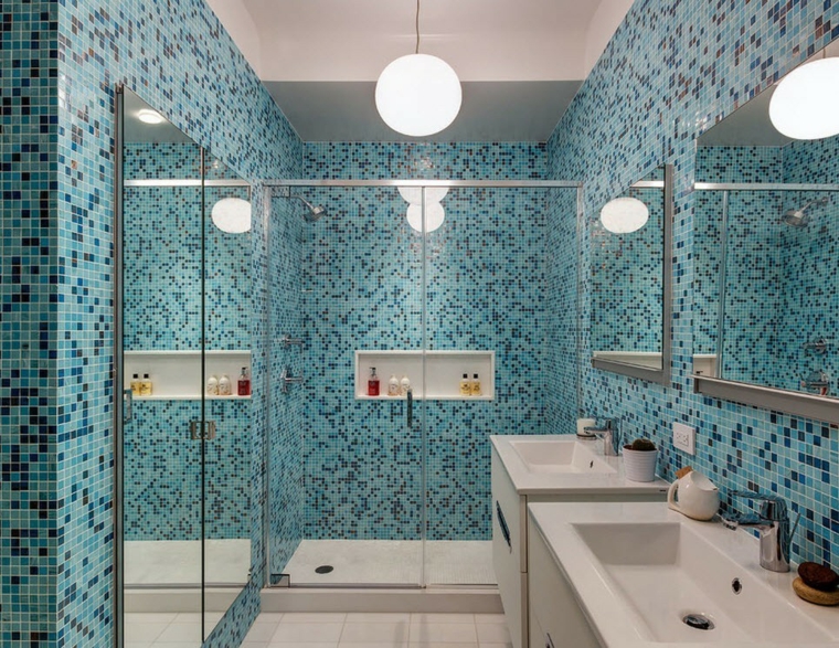 banos con ducha diseno mosaico azul ideas