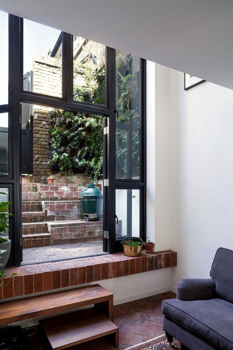 Casa de diseño en Londres por Kirkwood McCarthy