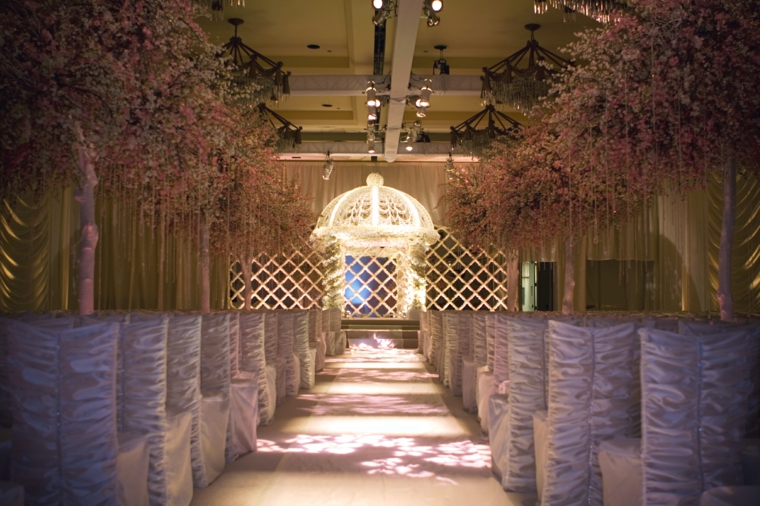 ceremonia-camin-altar-decoracion-boda-invierno