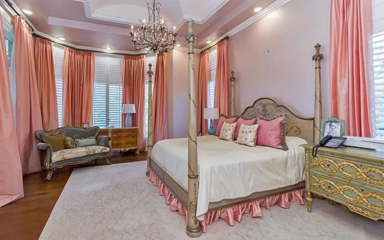 color rosa dorado diseno dormitorio ventanas cortinas ideas