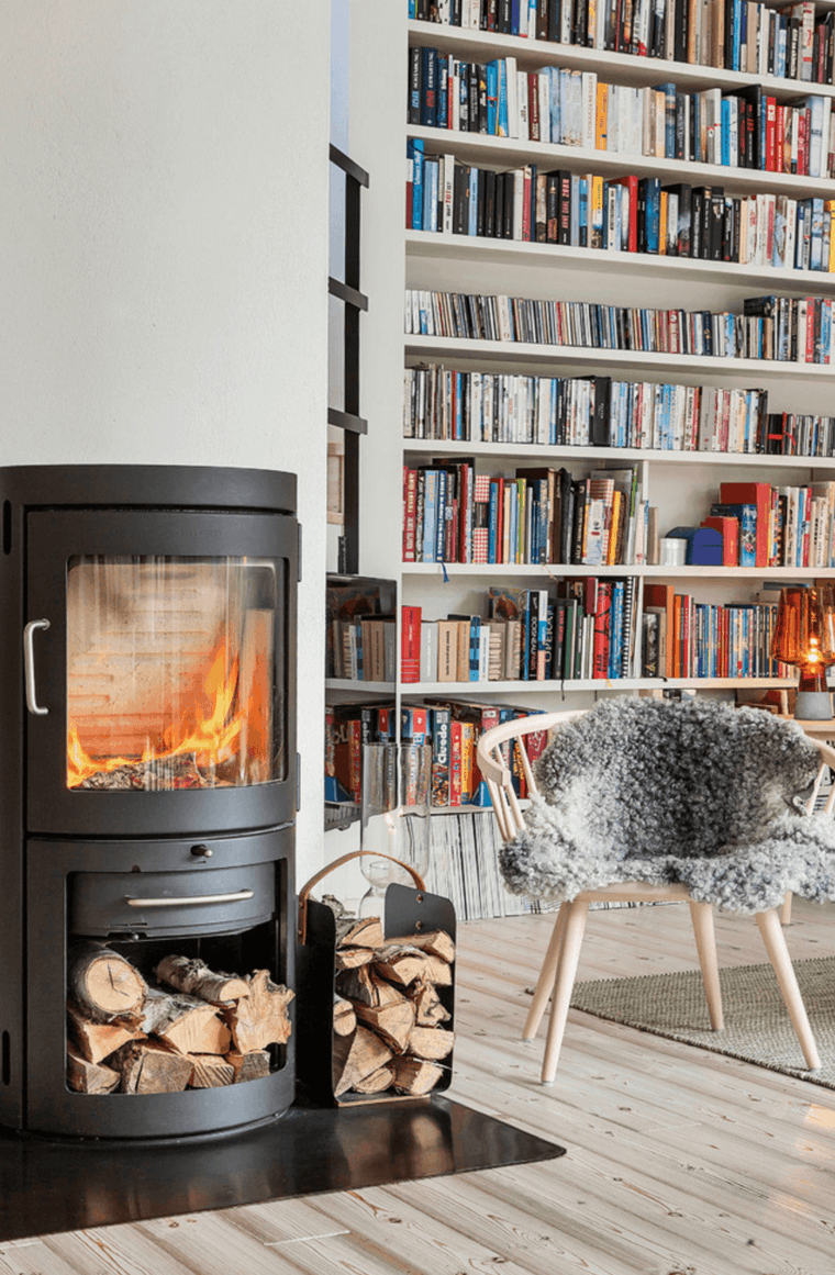 biblioteca y chimenea de estilo nordico biblioteca y chimenea estilo nordico