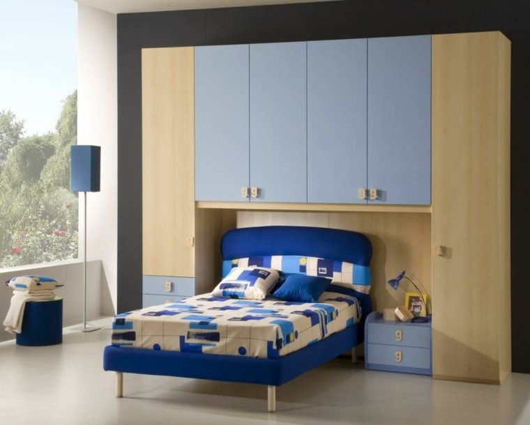 decoración de habitación para ninos cama azul ideas