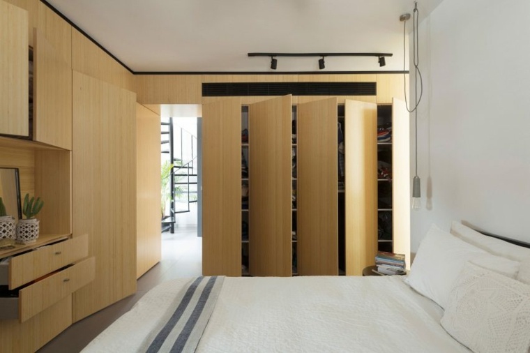decoración apartamentos diseno moderno dormitorio armario puertas ideas