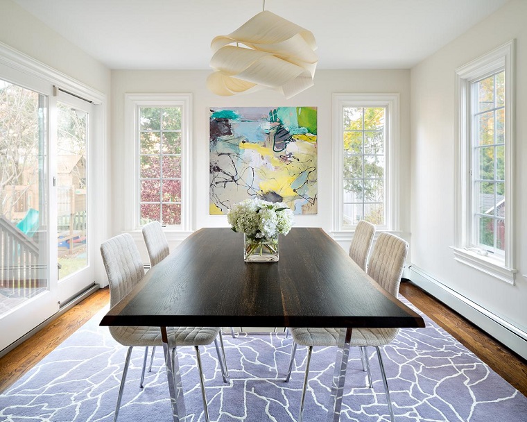 comedor muy luminoso con cuadro bonito obras de arte comedor diseno claire paquin luminoso espacio ideas