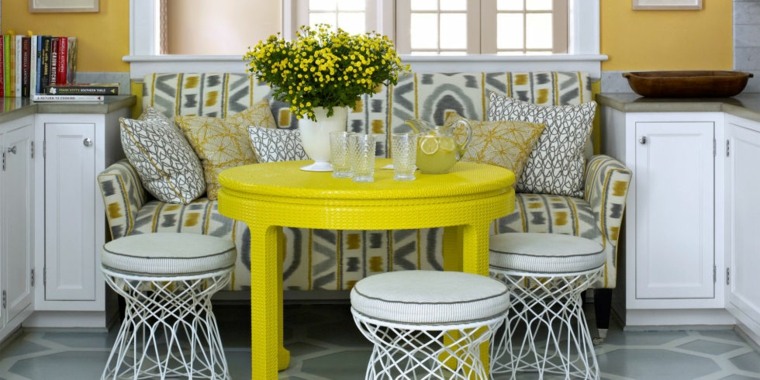 reciclar muebles antiguos mesita color amarillo ideas