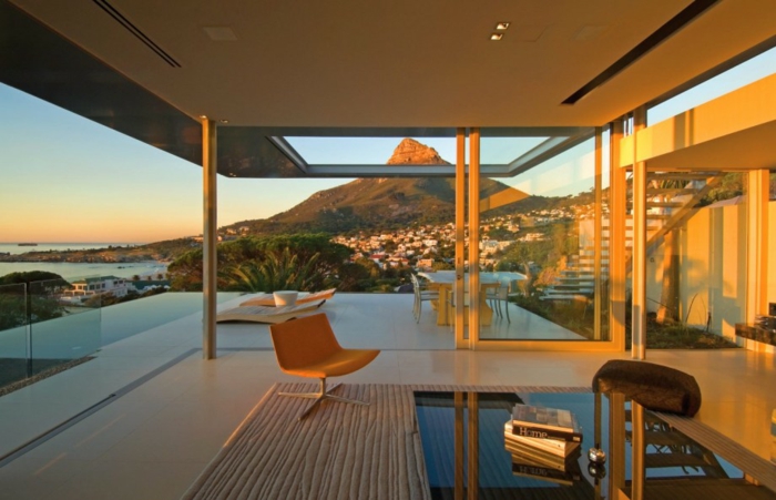 atardecer especial terraza muebles cristales
