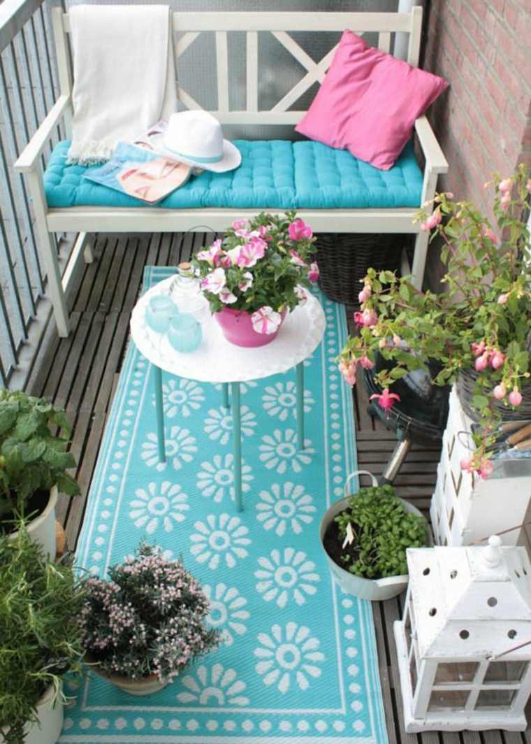 decorar balcon pequeño chill out exteriores coijines alfombra ideas