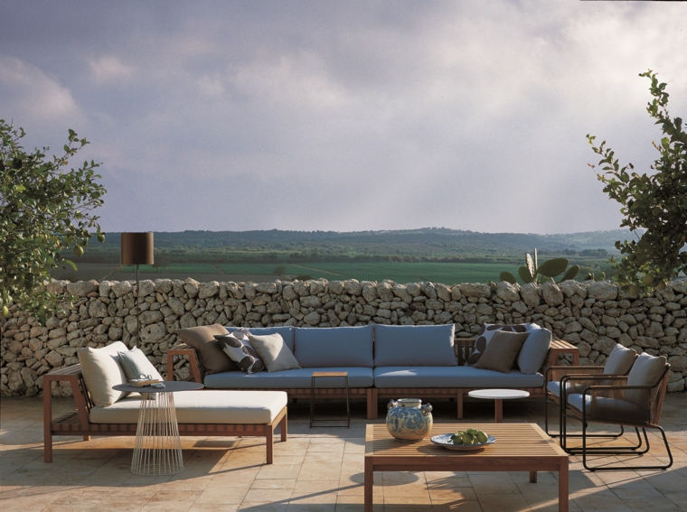muebles de madera en el jardín disenos de terrazas exteriores muebles madera ideas