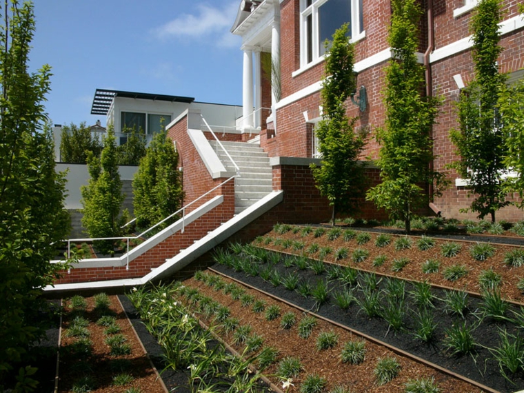 diferentes niveles diseño jardin