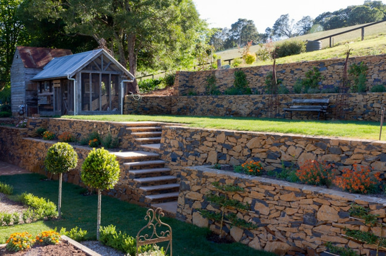 terrazas piedras jardin grande