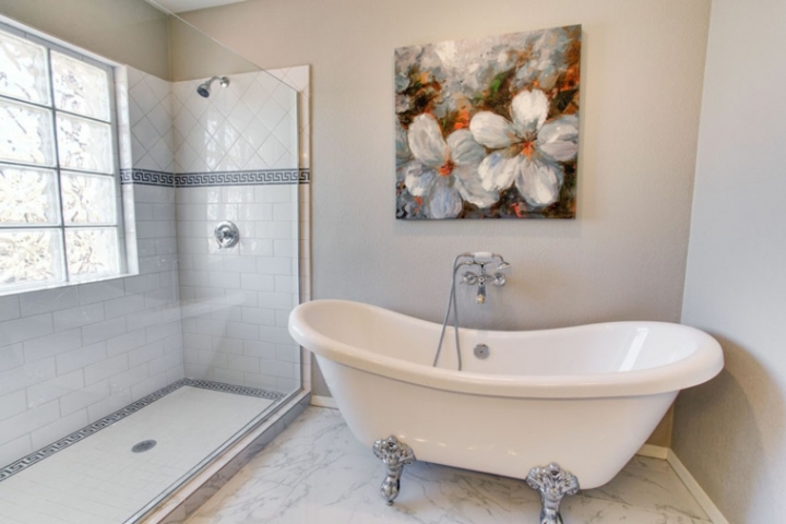 Diseño de baños bañeras de patas y cómo seleccionarlas