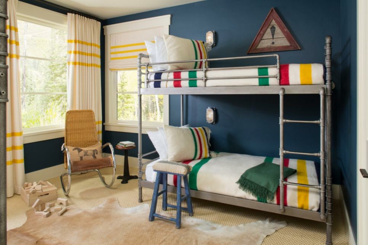 salones de juego y dormitorio en colores coloridas muebles detalles salones colores intensos