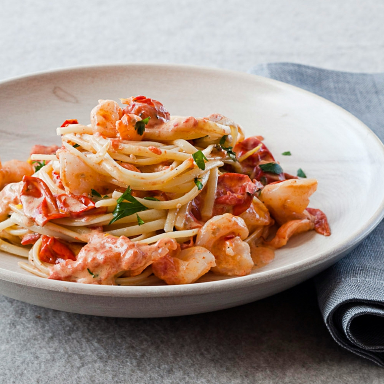 espaguetis con gambas preparar