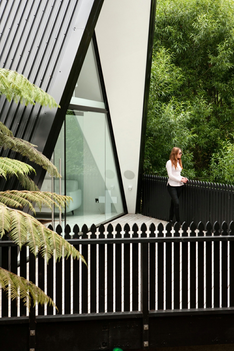 la casa mágica Nueva-Zelanda-diseno-cabinas-modernas-terraza