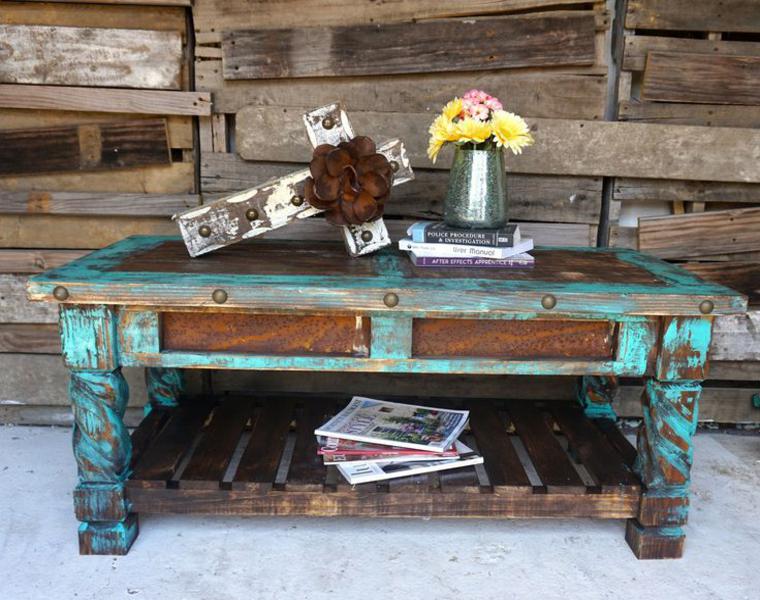 originales muebles desgastados