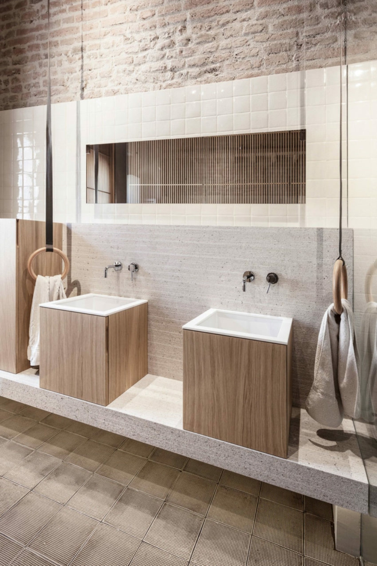 nuevo estilo-viejo-apartamento-bano-accesorios-modernos