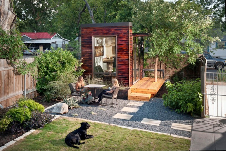 patios ideas madera-elegante-fresca-perro-hormigon