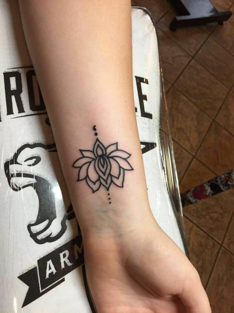 bella flore tatuaje especial