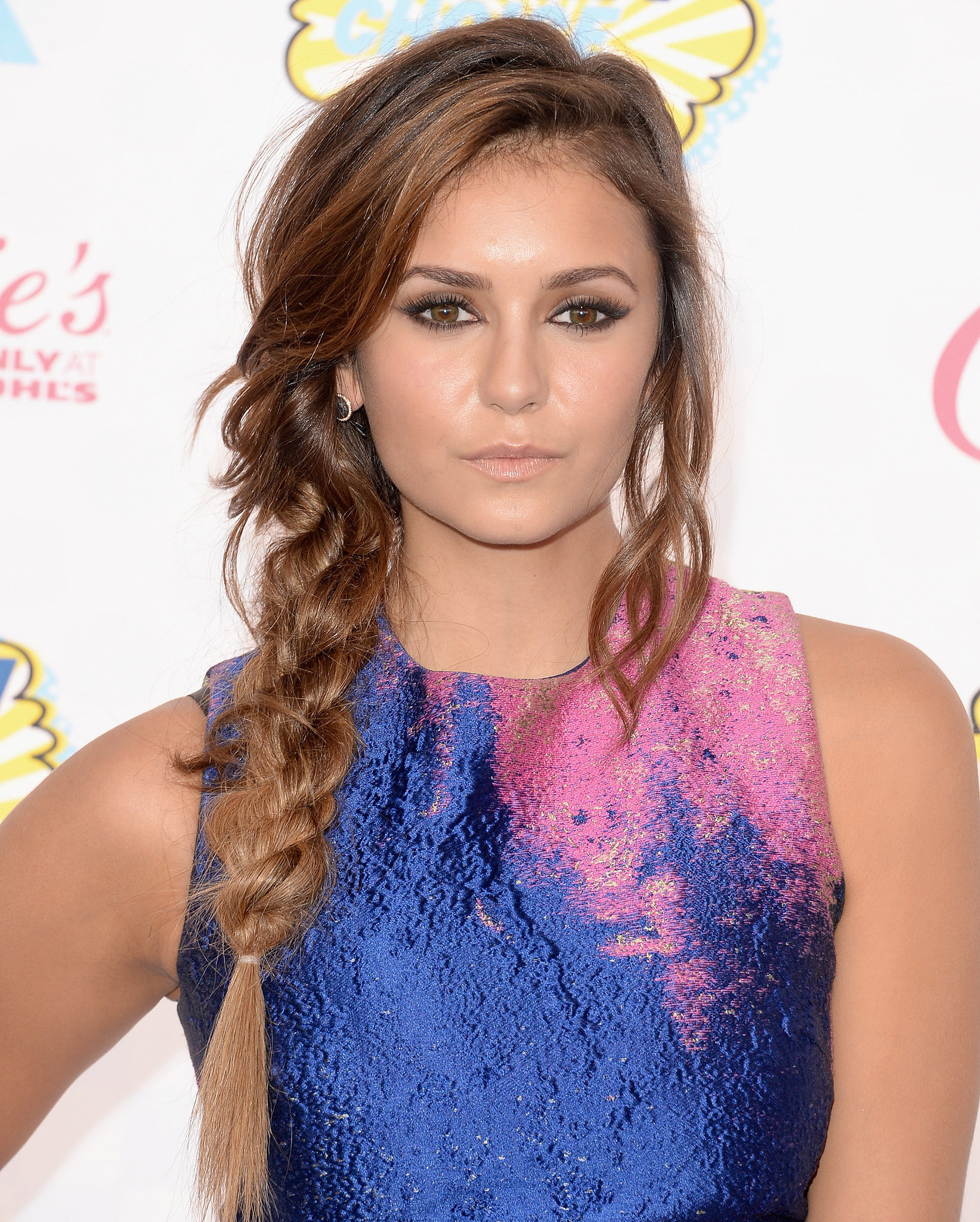peinados-pelo-largo-nina-dobrev-trenza