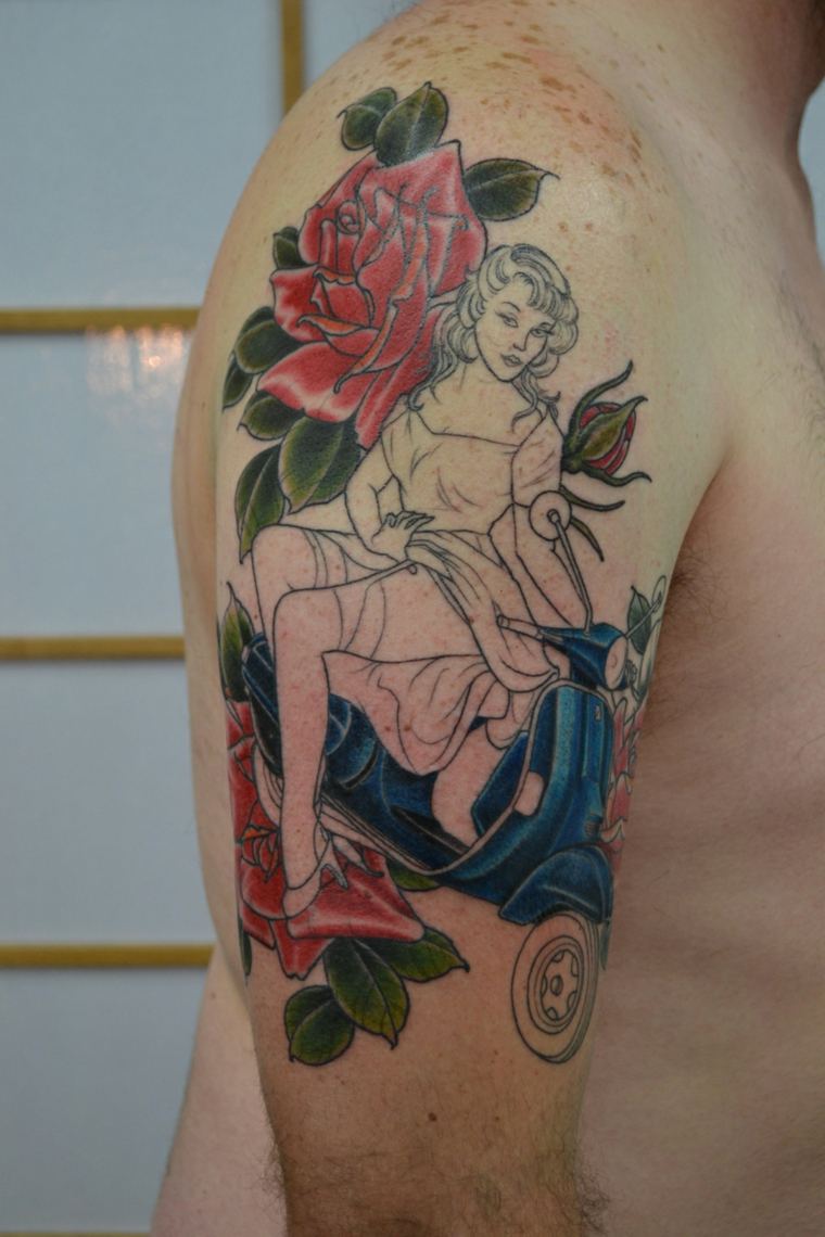 tatuaje media manga flores