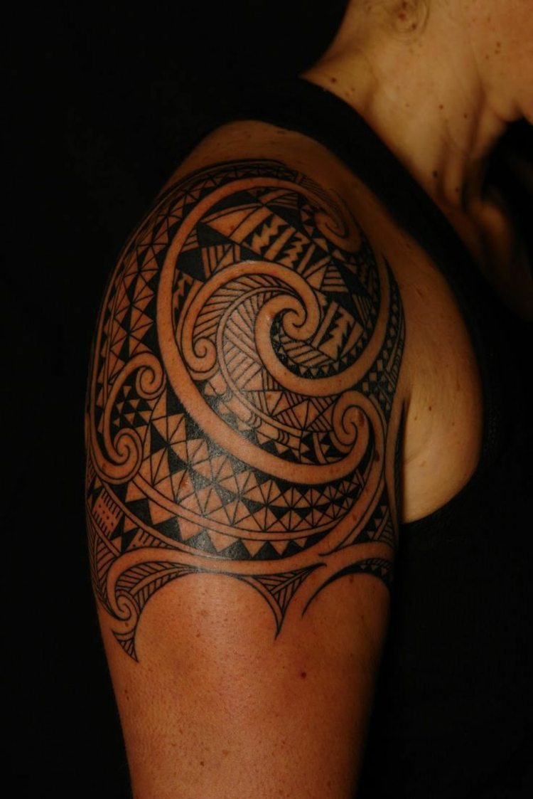 tatuajes diseño detalles lineas claras