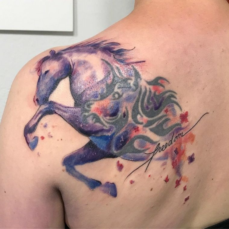 tatuajes originales acuarelas espalda