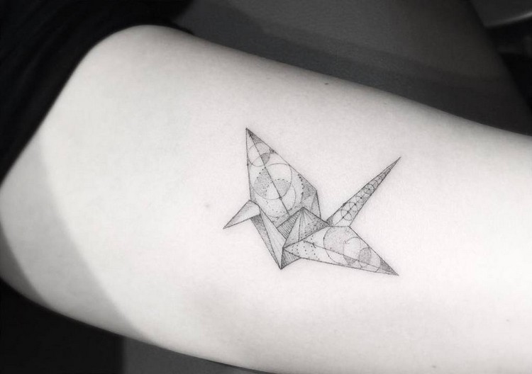 disenos-de-tatuajes-geometricos-filigrana-dr-woo-origami