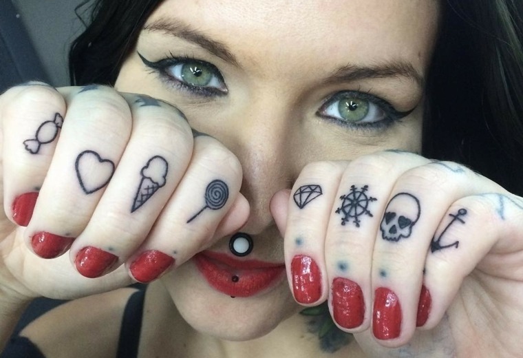 opciones-tatuajes-chica-dedos-ideas