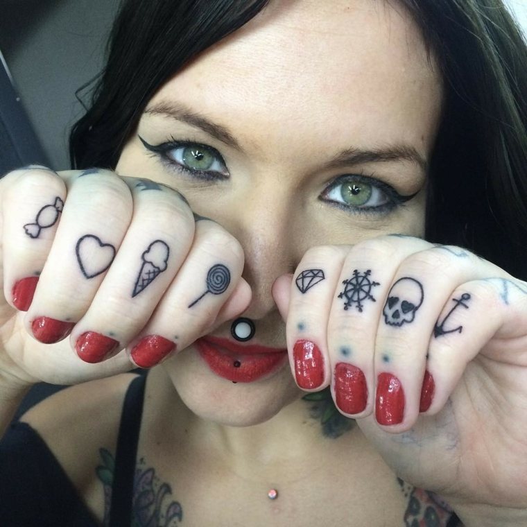 opciones-tatuajes-chica-dedos-ideas