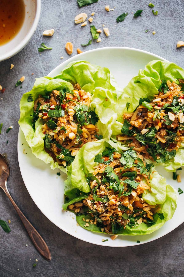 recetas-sanas-bajas-calorias-opciones-lechuga-ensalada