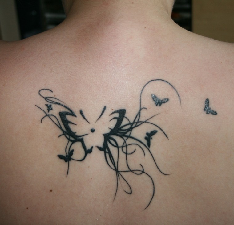 tatuajes-de-mariposas-originales-espalda