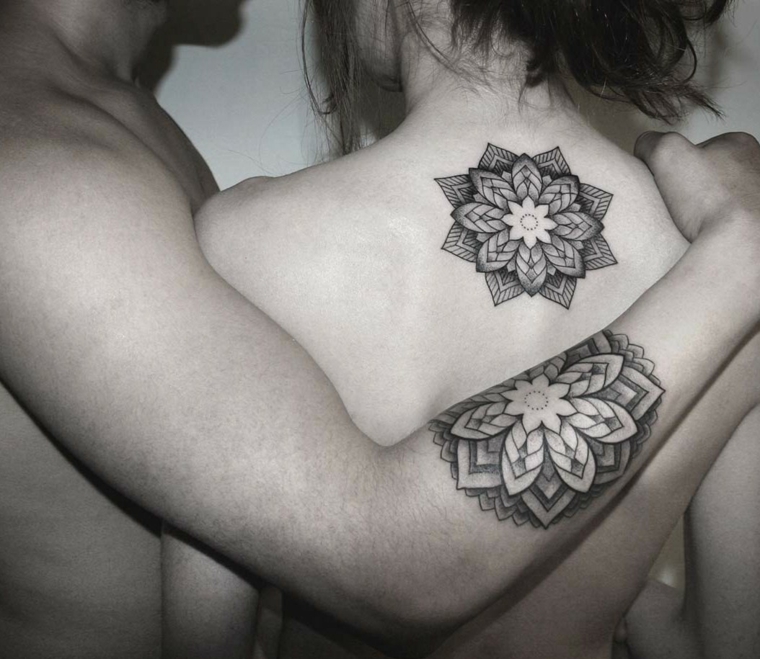 tatuajes-iguales-parejas-Chaim-Machlev