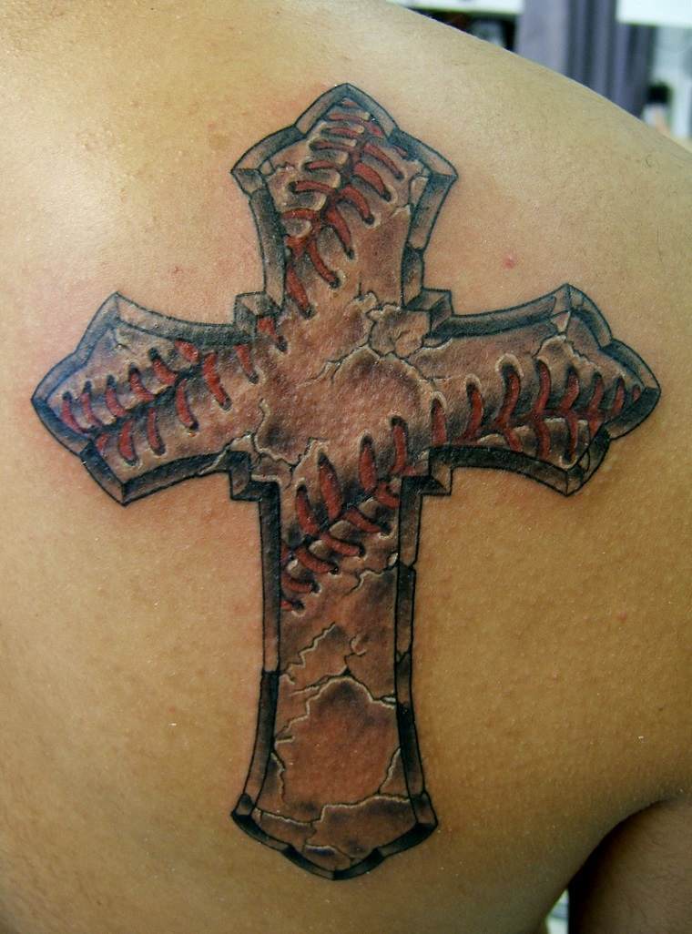 tatuajes-para-hombres-cruz