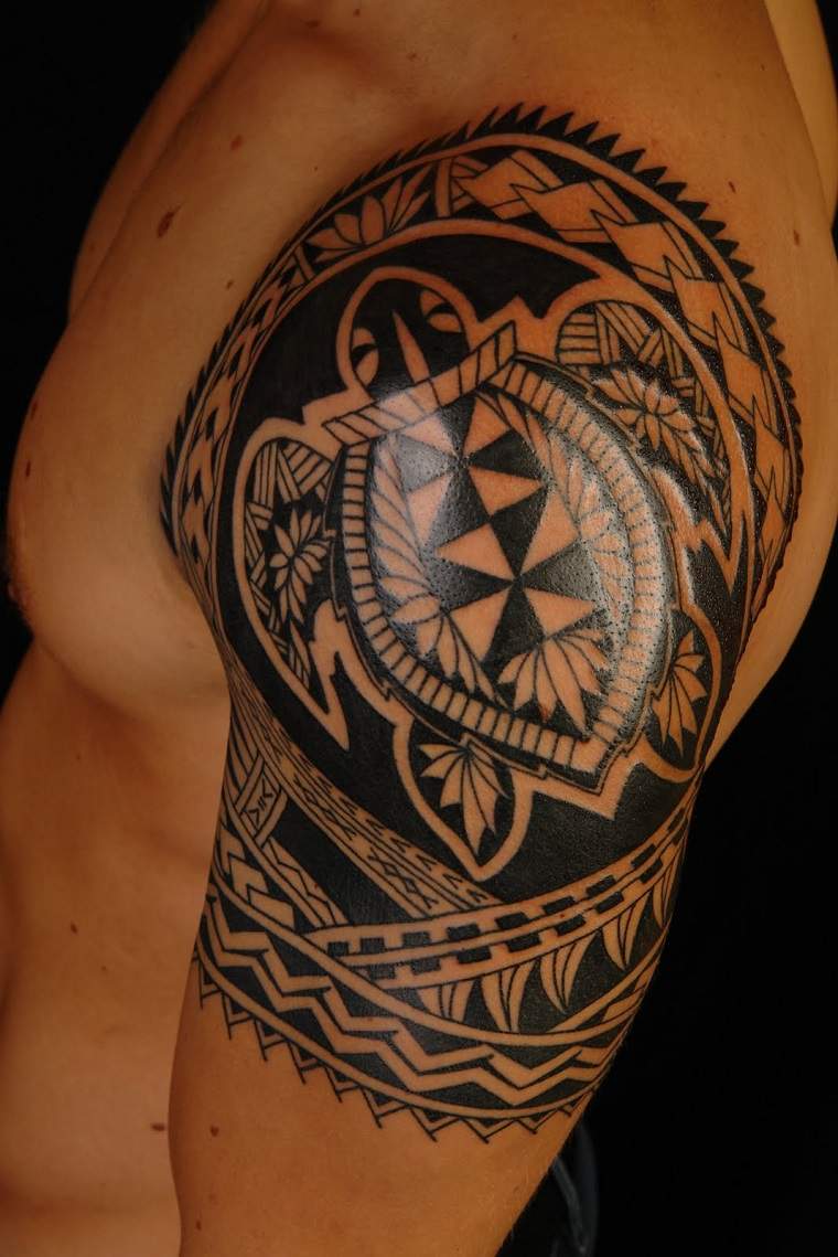 tatuajes originales para hombres-tribales-opciones-modernas-hombre