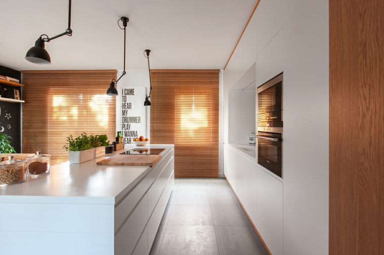 cocina-con-isla-diseno-minimalista-blanco-madera
