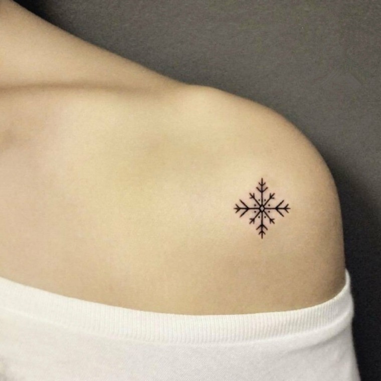 copo-nieve-tatuaje-pequeno-sutil-bello