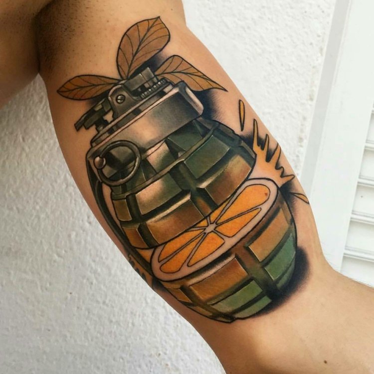 forma granada tatuada brazo 