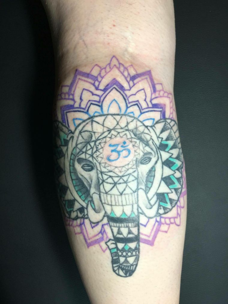 mandala tattoo-diseno-geometrico-elefante